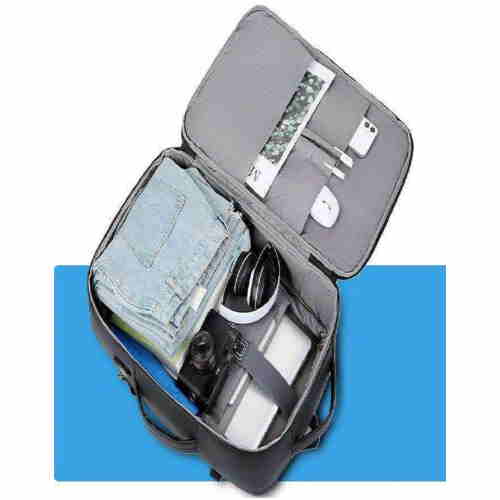 Ash reistas binnenkant